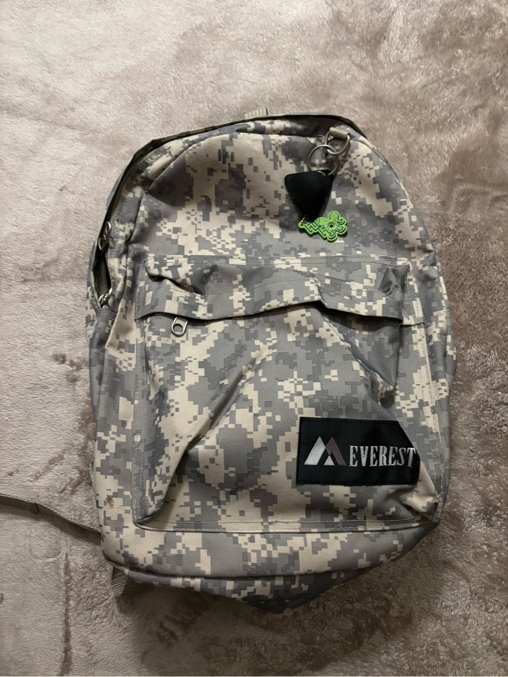 Everest Backpack Men’s Classic Digital Camo Backpack - Gray/Tan